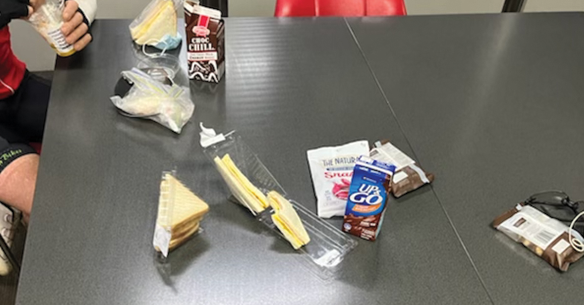 2am luncheon fare for Subsonic and Willy Maykit - Day 4 - IPWR